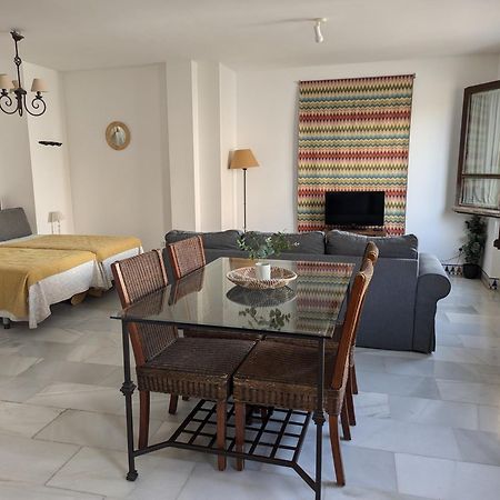 Apartamentos Plaza Cordoba Luaran gambar
