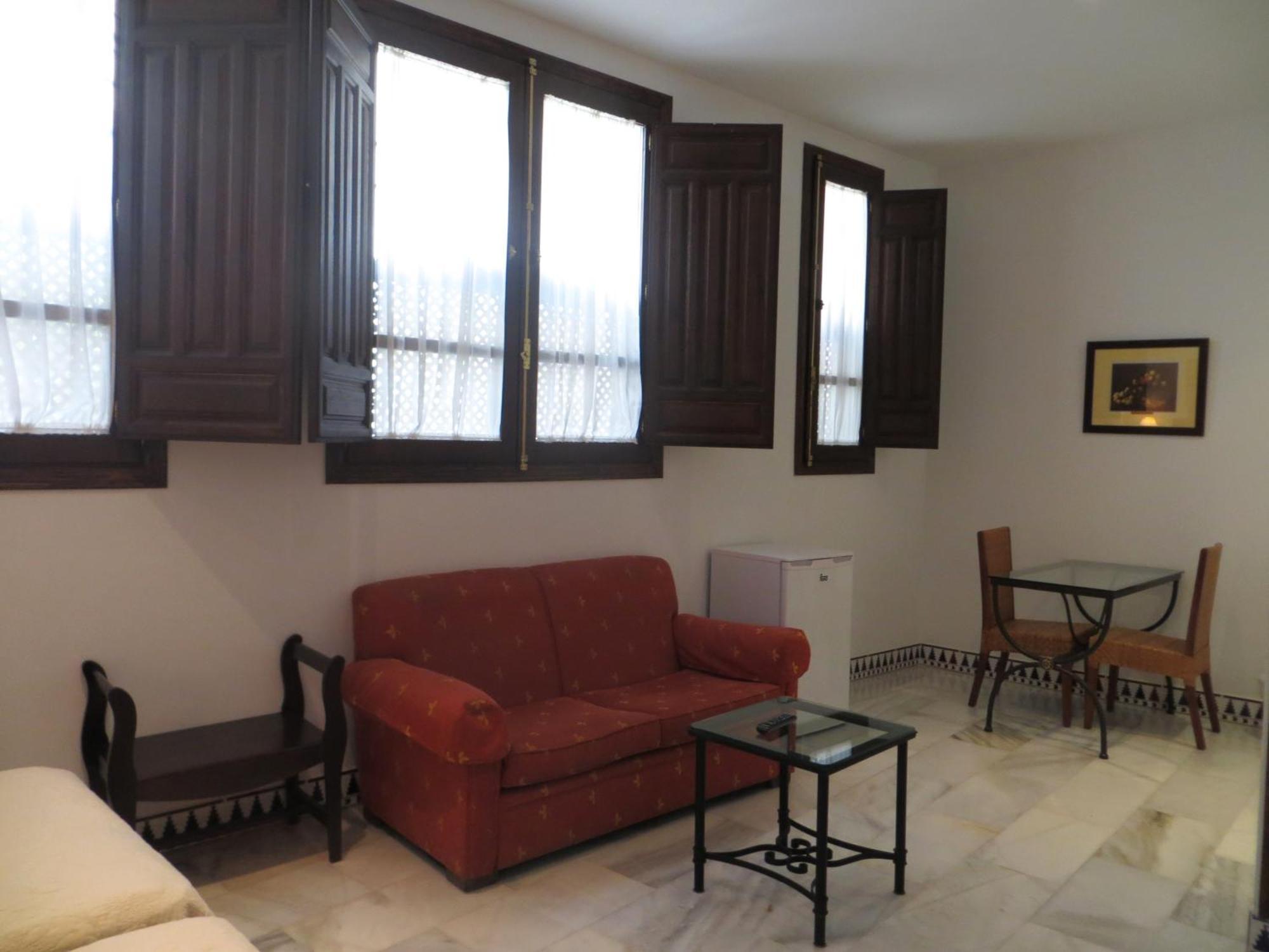 Apartamentos Plaza Cordoba Bilik gambar