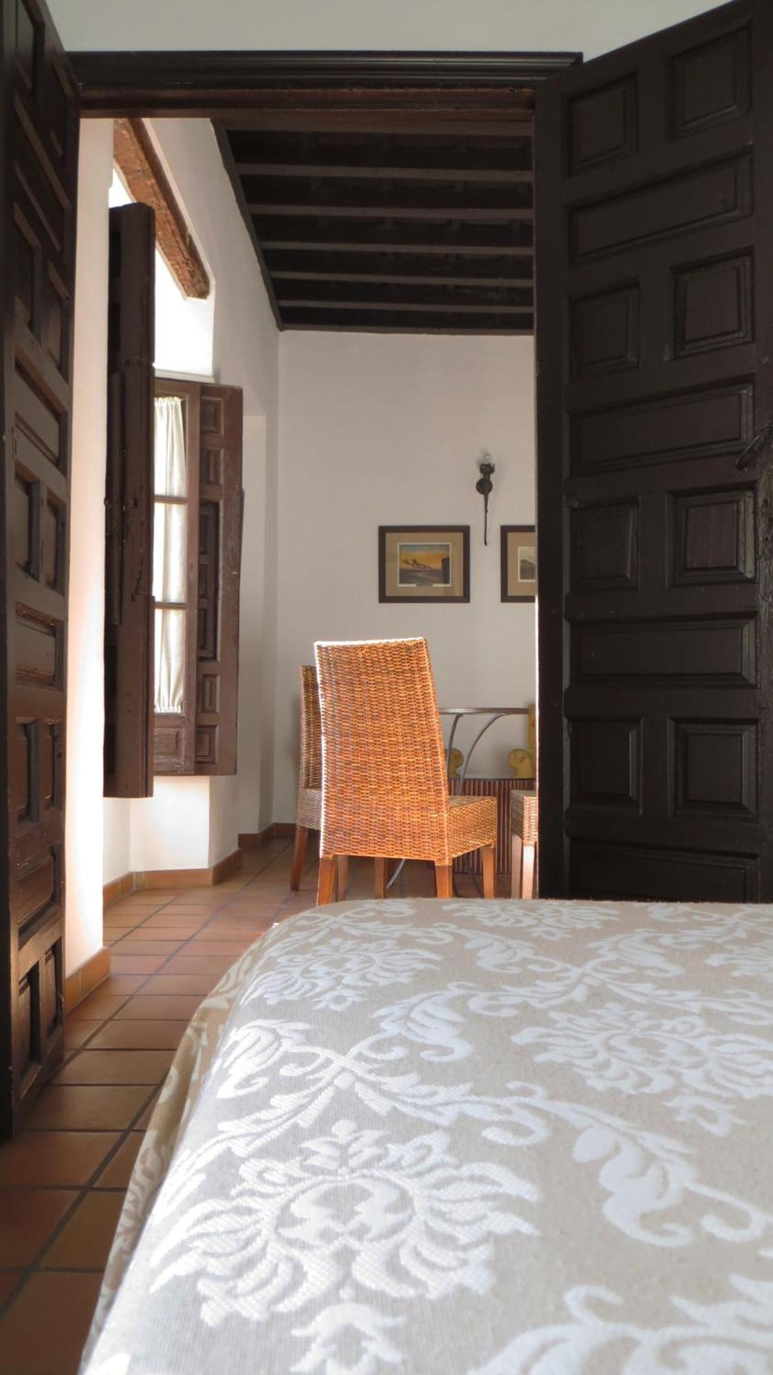 Apartamentos Plaza Cordoba Bilik gambar