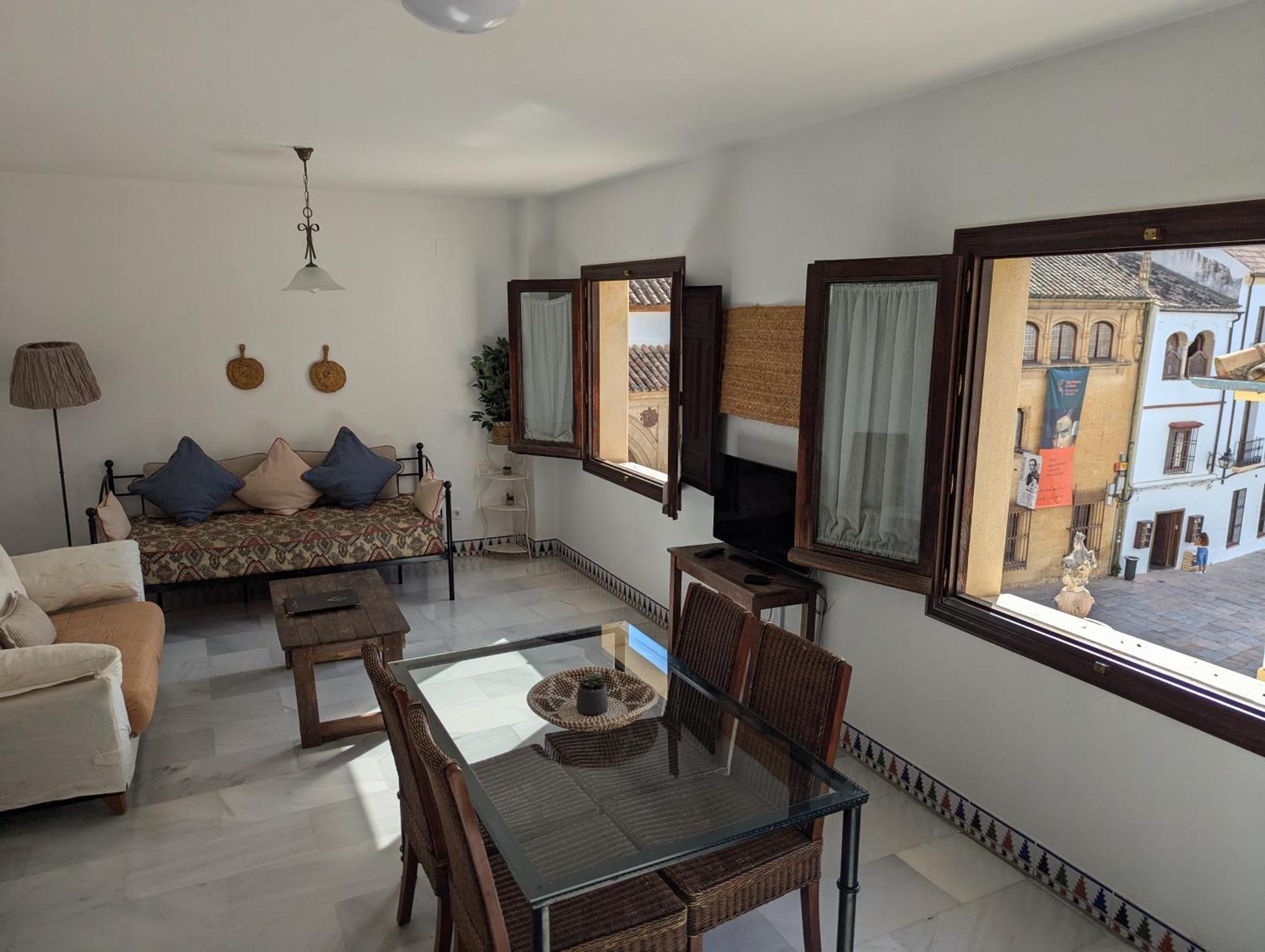 Apartamentos Plaza Cordoba Luaran gambar