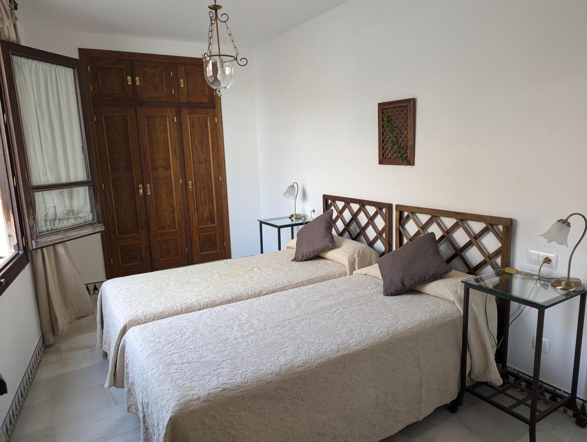 Apartamentos Plaza Cordoba Luaran gambar