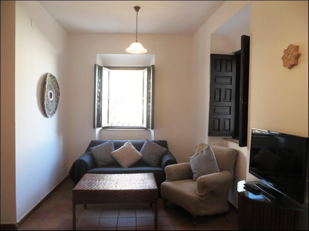 Apartamentos Plaza Cordoba Luaran gambar