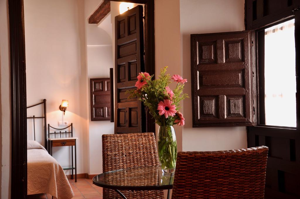 Apartamentos Plaza Cordoba Luaran gambar
