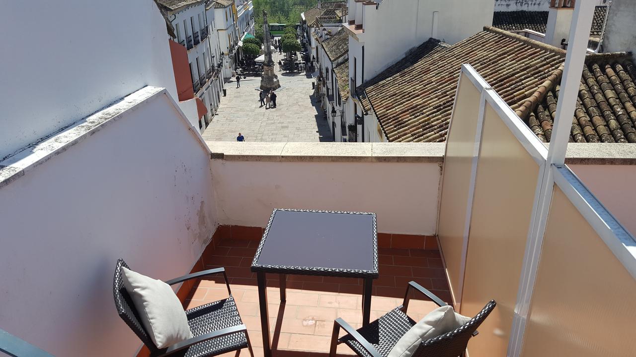 Apartamentos Plaza Cordoba Luaran gambar